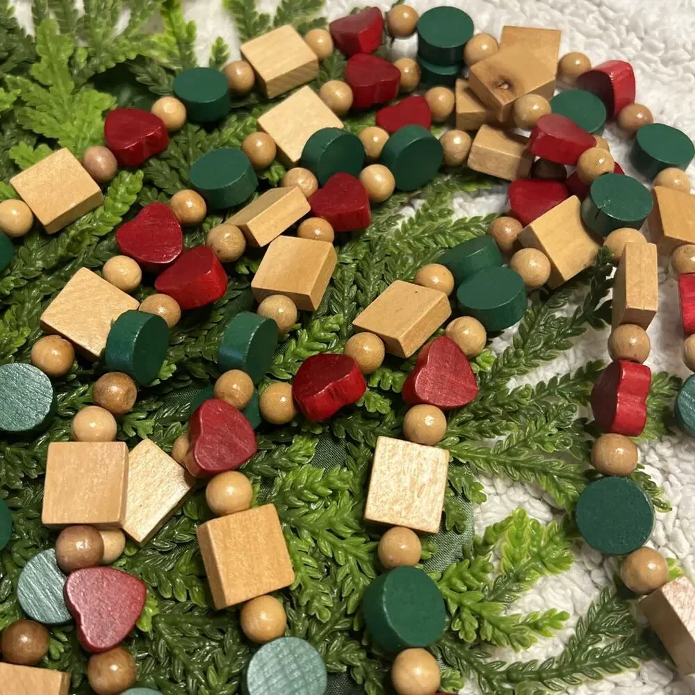 Vintage 90s Wooden Heart Beaded Garland Country 9’ Farmhouse Red Green Christmas